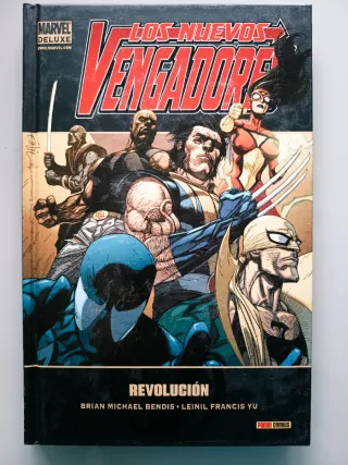 Marvel Deluxe Los Nuevos Vengadores: Revolución
