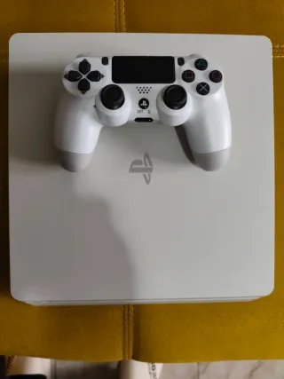 PS4  1TB nueva  +1 mando + 7 Juegos