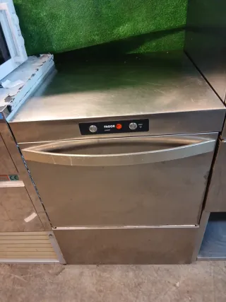 Lavavajillas Profesional Fagor