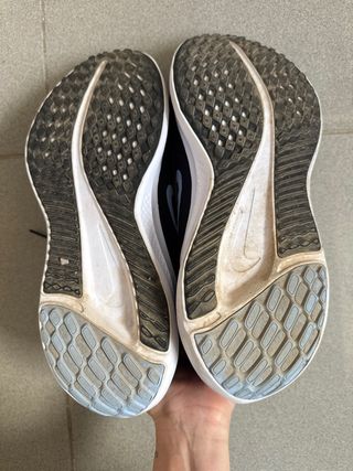 Tenis Nike Quest Negros