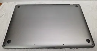 MacBook Pro 15 2018 i7 16GB