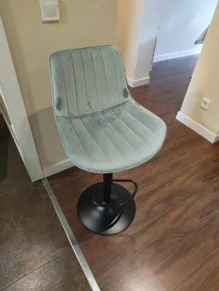 Taburete terciopelo verde menta