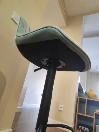 Taburete terciopelo verde menta