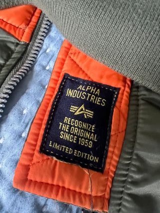 Cazadora Bomber Alpha Industries MA-1 Blood Chit