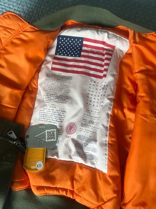 Cazadora Bomber Alpha Industries MA-1 Blood Chit