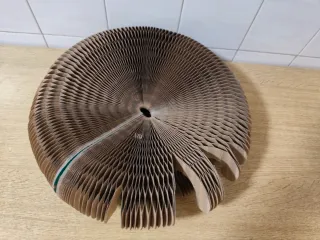 Rascador para gatos de cartón