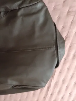 Chaqueta de piel marrón. Como nueva