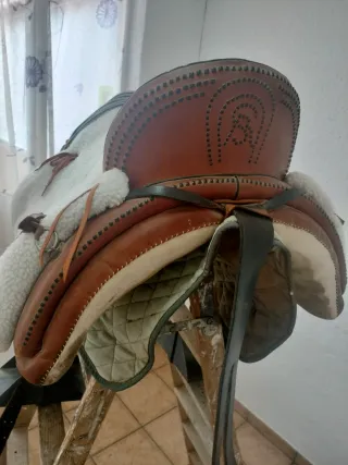Montura de caballo de cuero
