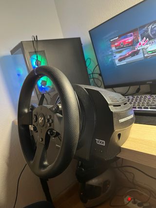 Volante Thrustmaster T300