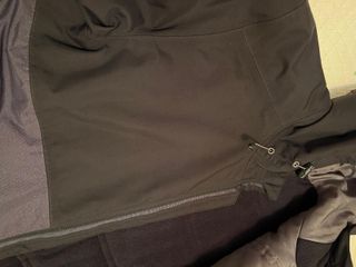 Chaqueta Quechua Talla M Negra/Gris Nueva