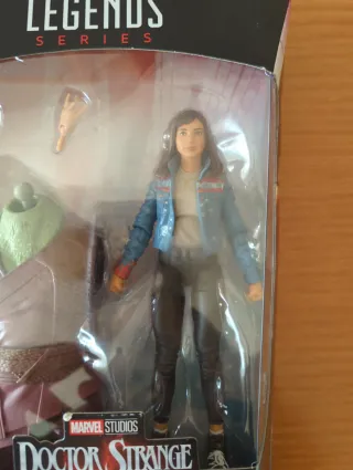 Marvel Legends America Chavez Figura
