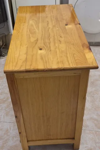 Cajonera de madera de 3 cajones