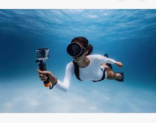 Funda buceo DJI y palo flotante naranja