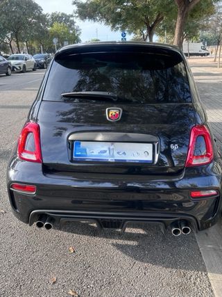 Abarth 695 2024