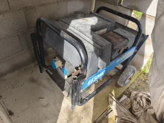 Grupo electrógeno SDMO SH 6000 (alternadora)