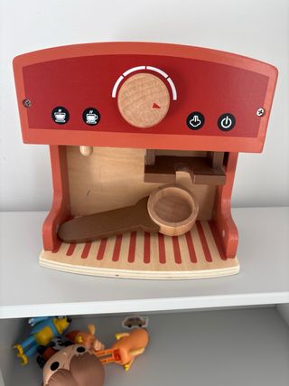 Cocinita de madera IKEA + electrodomésticos juguet