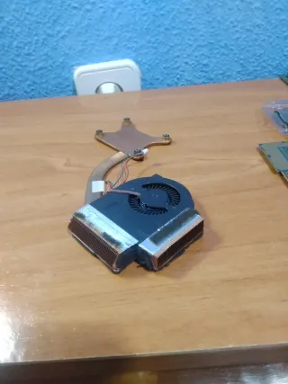 Ventilador disipador Lenovo portátil