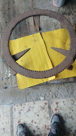 Trébedes de hierro forjado