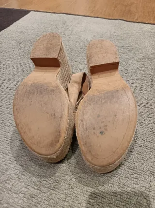 Sandalias cuña esparto beige