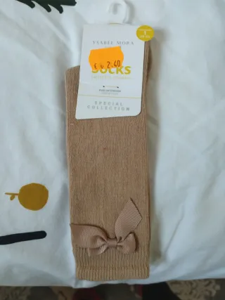 Calcetines infantiles Ysabel Mora lazo
