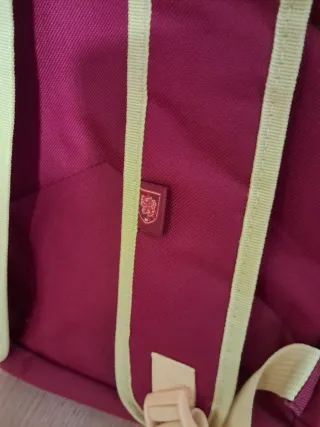 Mochila Harry Potter granate y Amarilla