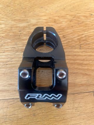 Potencia MTB Funn 45 mm largo para manillar 31.8mm