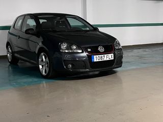 Volkswagen Golf 2004