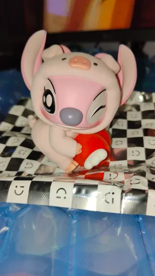 Miniso Stitch San Valentín