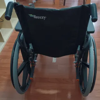 Silla baño y silla de ruedas  óptimas condiciones