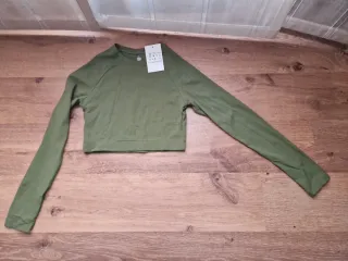 Top deportivo MyLibi verde militar Talla M