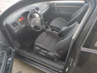 Golf V 1.6 FSI 2004