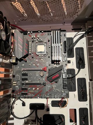 Torre PC MSI MPG Z390, i9 9900k 32GB DDR4