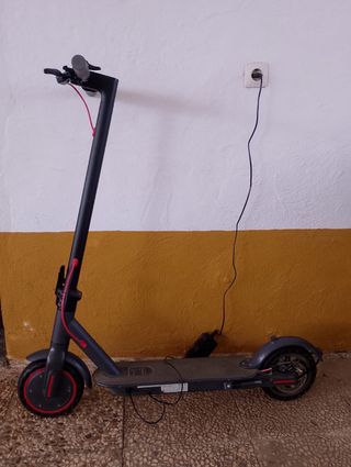 Patinete Eléctrico AOVOPRO