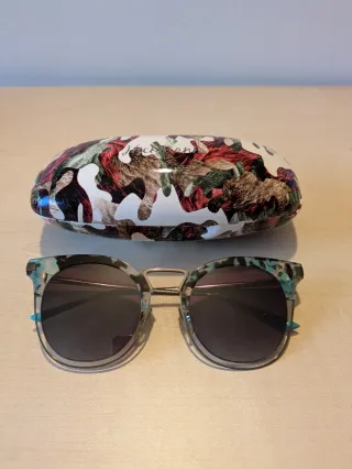 Gafas de sol Betsey Johnson multicolor