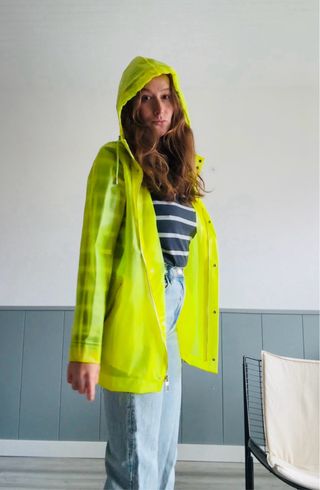 Chubasquero Calzetti semitransparente