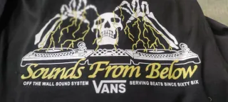 Camiseta Vans Negra Talla L Dibujo Espalda