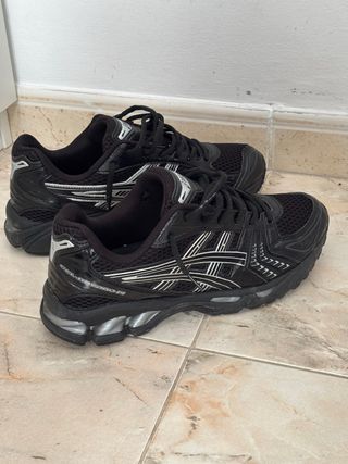 Asics Gel Kayano 14