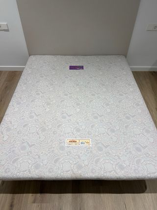 Cama 150x190 + base