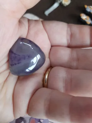 Agata viola pietra dura a forma di cuore