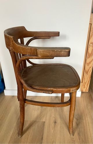 Silla Thonet madera respaldo bajo y brazos