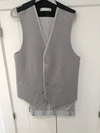 Traje de 3 piezas CLIPPED gris Talla M