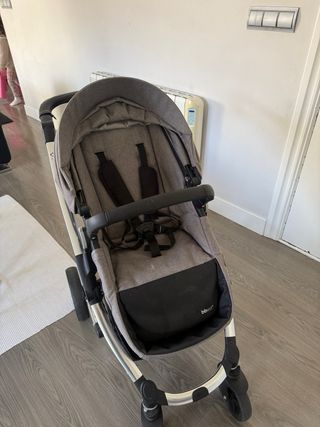 Carro de bebé gris con capazo,silla para el coche