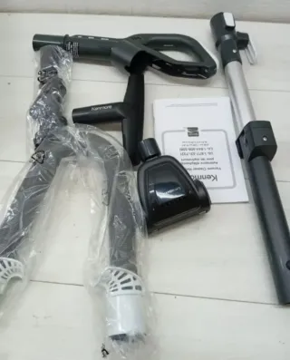 Aspiradora vertical con accesorios