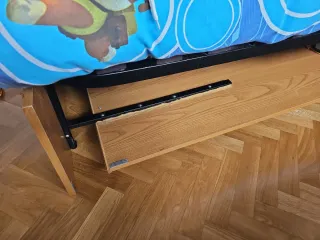 Cama juvenil 90cm con armario