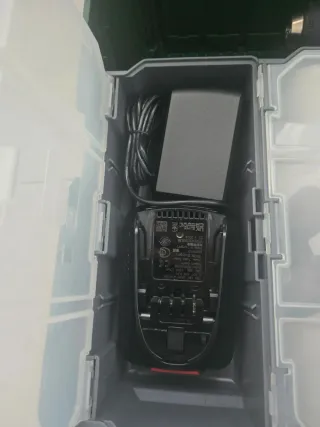 Taladro a batería Bosch con maletín