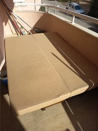 Sofá cama de madera en San Antonio