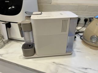 Cafetera Nespresso Lattissima DeLonghi