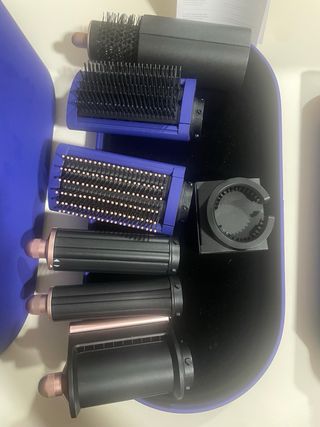 Dyson Airwrap como nuevo con accesorios