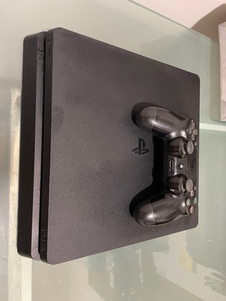 PS4 (PlayStation 4) Negra