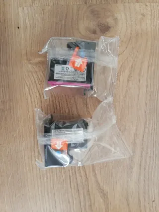 Impresora HP Deskjet 3720 + 2 Cartuchos